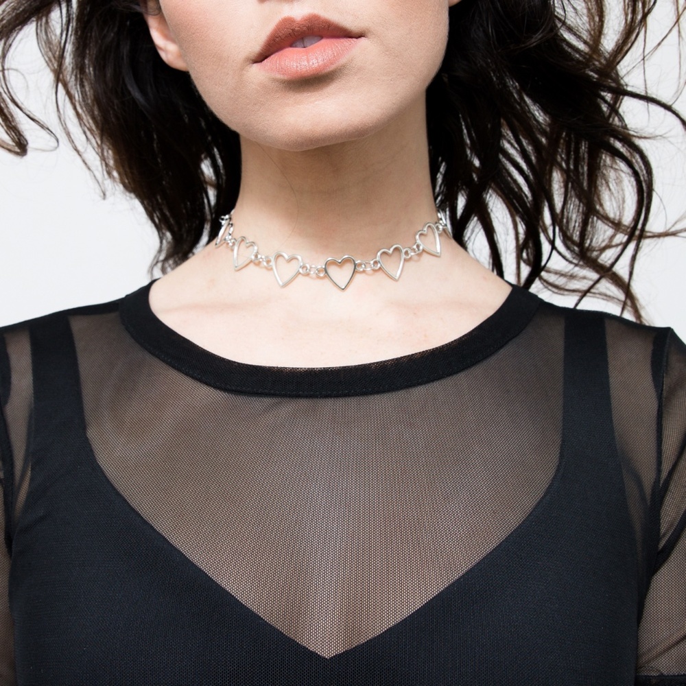 Silver Y2K Heart Choker
